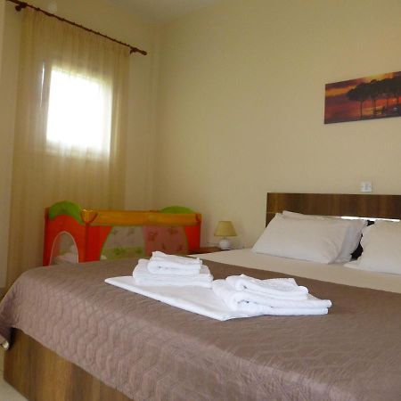 Pavloudis Apartments Psakoudia Dış mekan fotoğraf