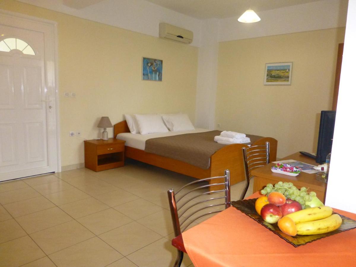 Pavloudis Apartments Psakoudia Dış mekan fotoğraf