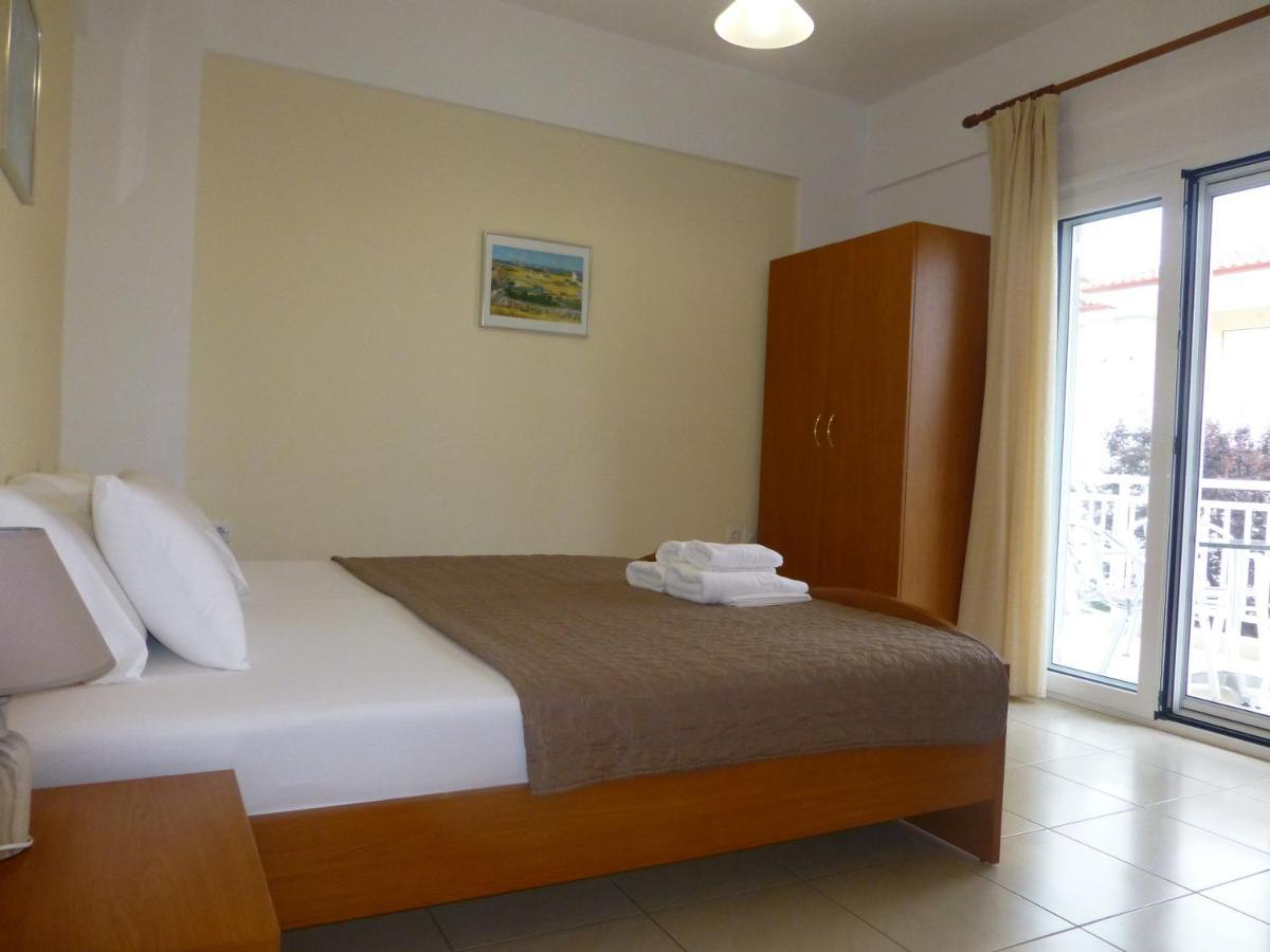 Pavloudis Apartments Psakoudia Dış mekan fotoğraf