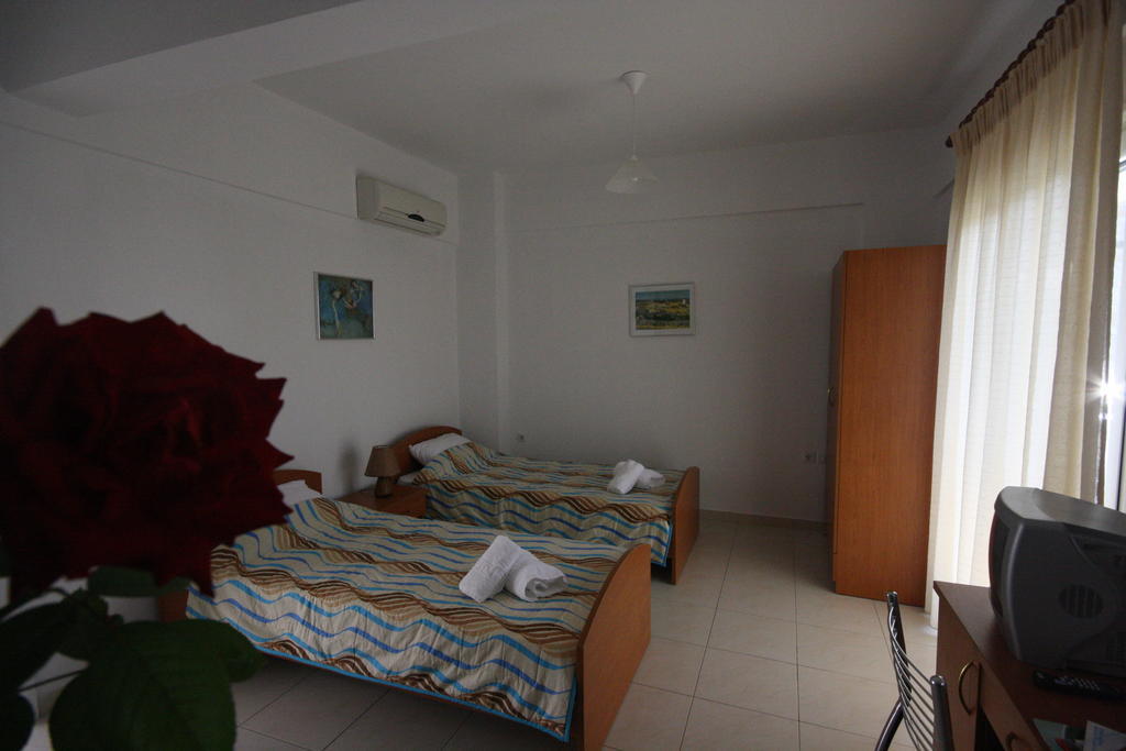 Pavloudis Apartments Psakoudia Oda fotoğraf